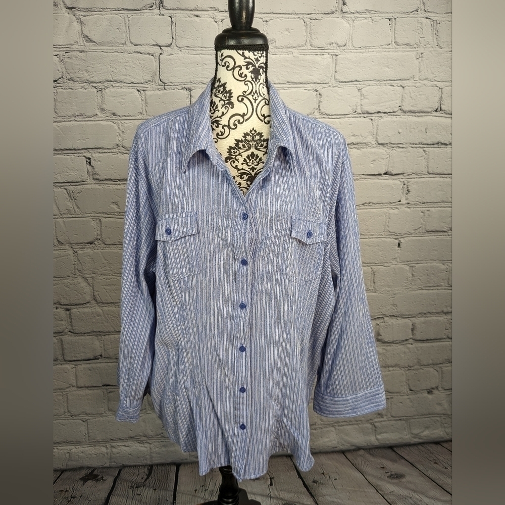 Joanna women's long sleeves button front size 3x shirt pockets stipe print b18